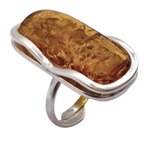Srebrny pierścionek z bursztynem 925